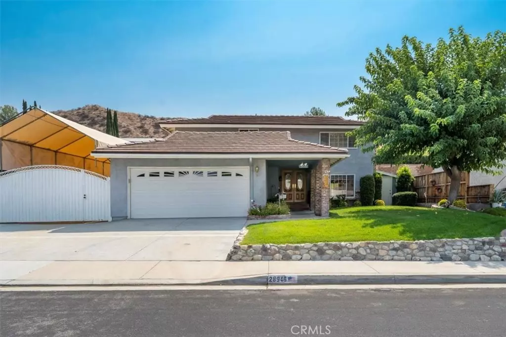 Canyon Country, CA 91387,28946 Lotusgarden DR