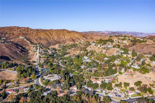 19 Hitching Post LN, Bell Canyon, CA 91307