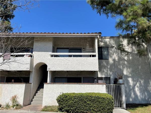 Newhall, CA 91321,25019 Peachland AVE #235