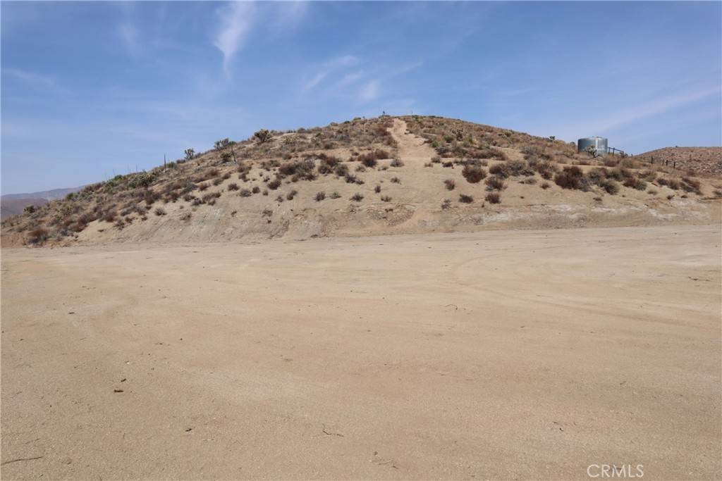 Acton, CA 93510,2561 Soledad Canyon Road DR