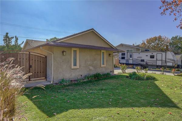 Newhall, CA 91321,23834 Canerwell ST