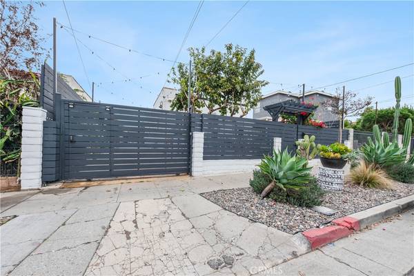 4405 4405 1/2 Burns AVE, Los Angeles, CA 90029