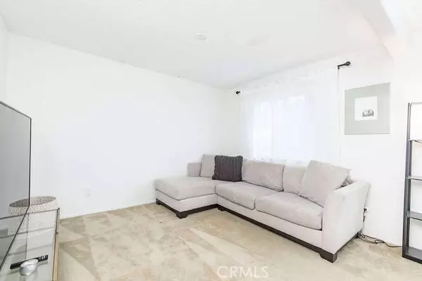 Chatsworth, CA 91311,10530 Larwin AVE #1