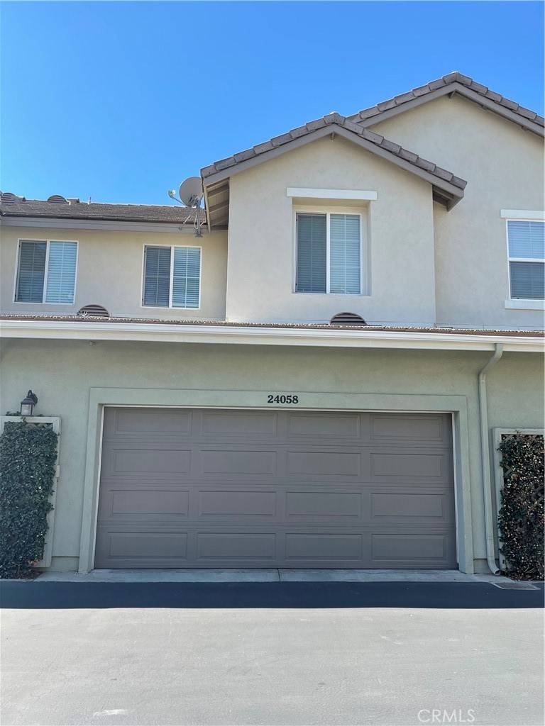 Valencia, CA 91354,24058 Avocado LN