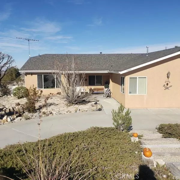 Llano, CA 93544,15627 Cypress Point AVE