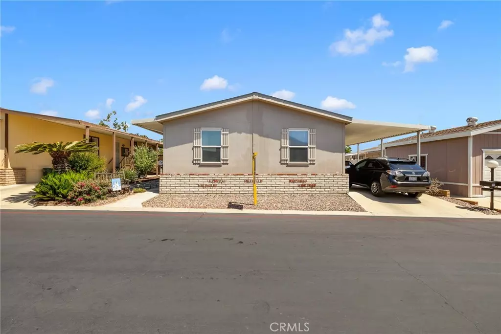 Corona, CA 92881,1550 Rimpau #119