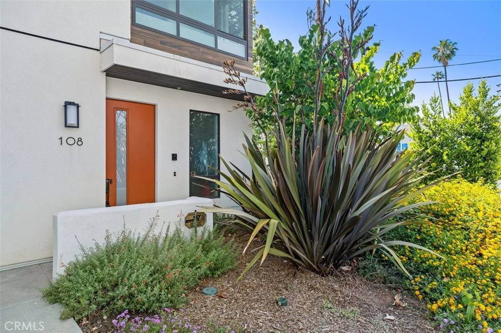 118 S Avenue 50 #108, Highland Park, CA 90042