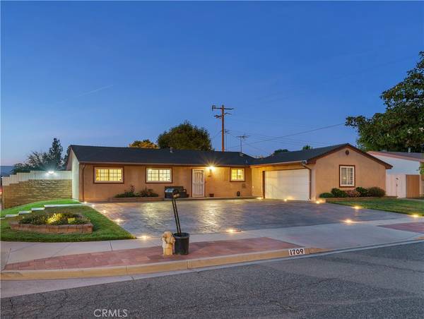 Simi Valley, CA 93065,1709 Moore ST