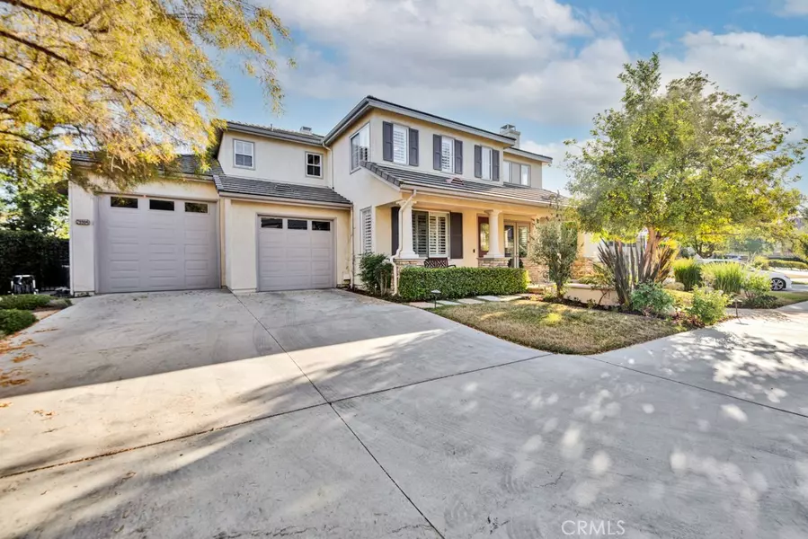 28904 Gateway CT, Saugus, CA 91390