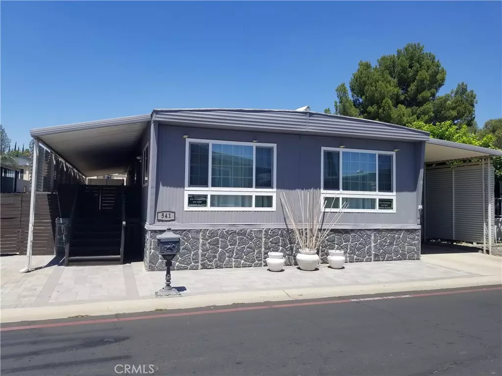 Canoga Park, CA 91304,8811 Canoga AVE #541