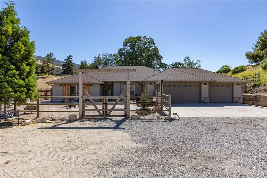 24350 Deertrail DR, Tehachapi, CA 93561