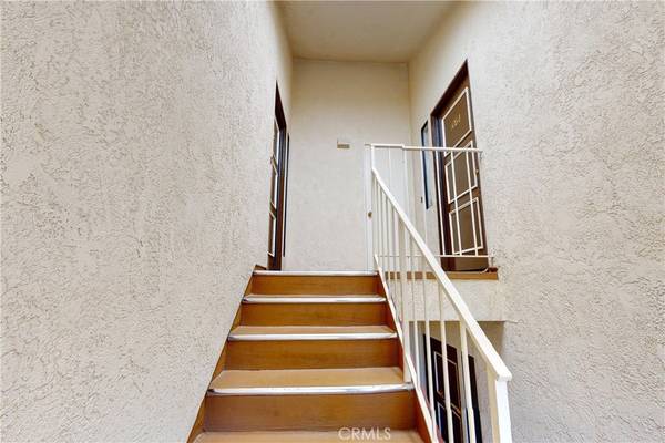 Canyon Country, CA 91387,18142 American Beauty DR #1062