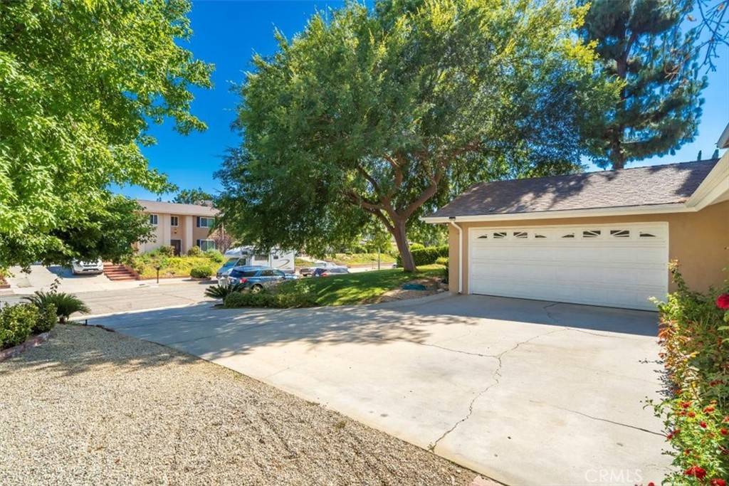 Granada Hills, CA 91344,17015 Jeanine PL