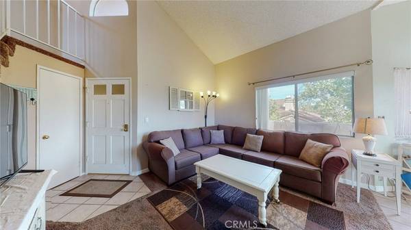 19847 Sandpiper PL #140, Newhall, CA 91321