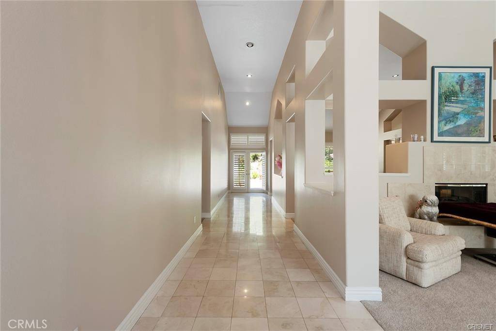 Westlake Village, CA 91361,2209 Kirsten Lee DR