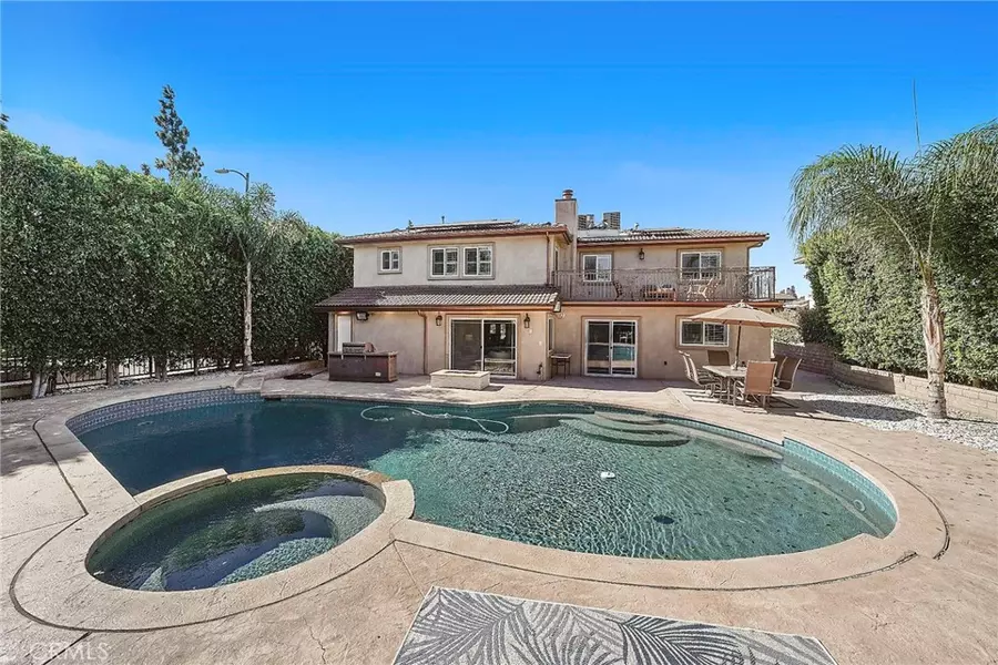 10700 Crebs AVE, Porter Ranch, CA 91326