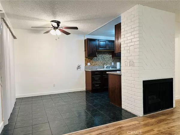 Panorama City, CA 91402,9054 Willis AVE #5