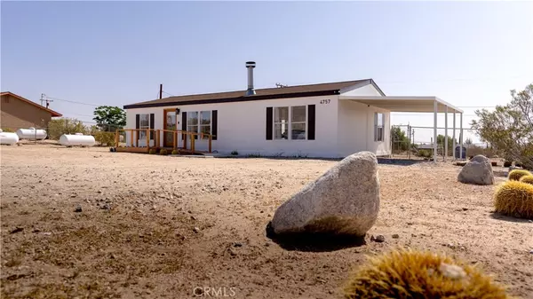 Joshua Tree, CA 92252,4757 Avenida La Espana Daga