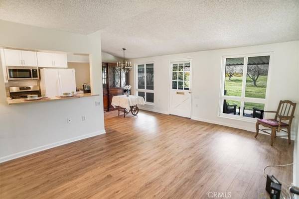 Newhall, CA 91321,26861 Avenue Of The Oaks #A