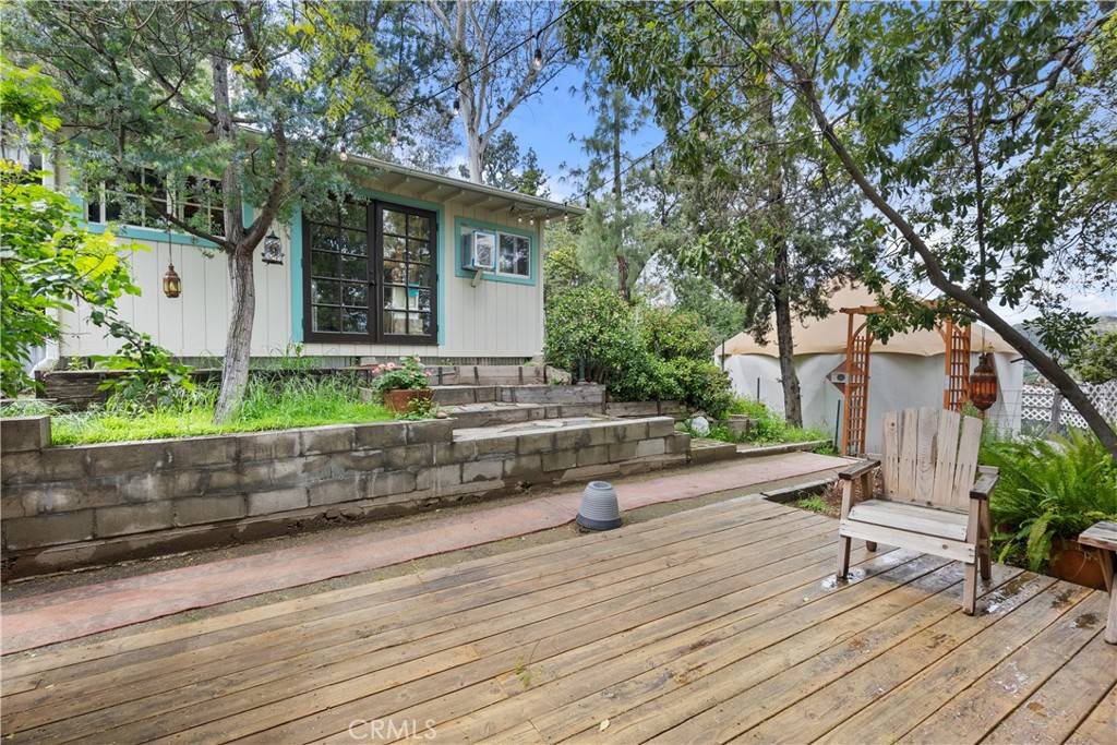 1318 Wildwood DR, Los Angeles, CA 90042