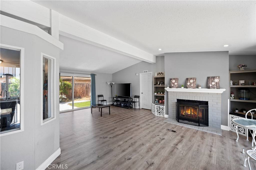 31912 Cinnabar LN, Castaic, CA 91384