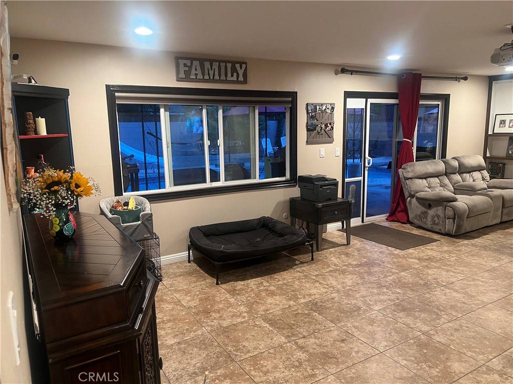 Simi Valley, CA 93065,3171 Royal AVE