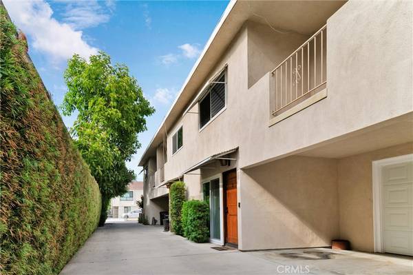 North Hollywood, CA 91601,10854 Morrison ST #3