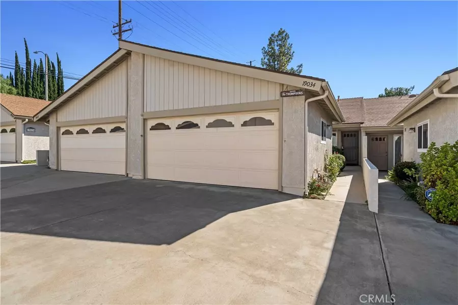 19034 Avenue Of The Oaks, Newhall, CA 91321