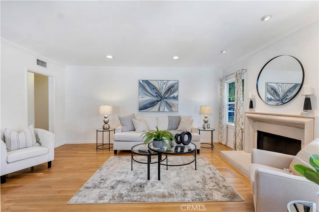 Lake Balboa, CA 91406,6434 Blewett AVE