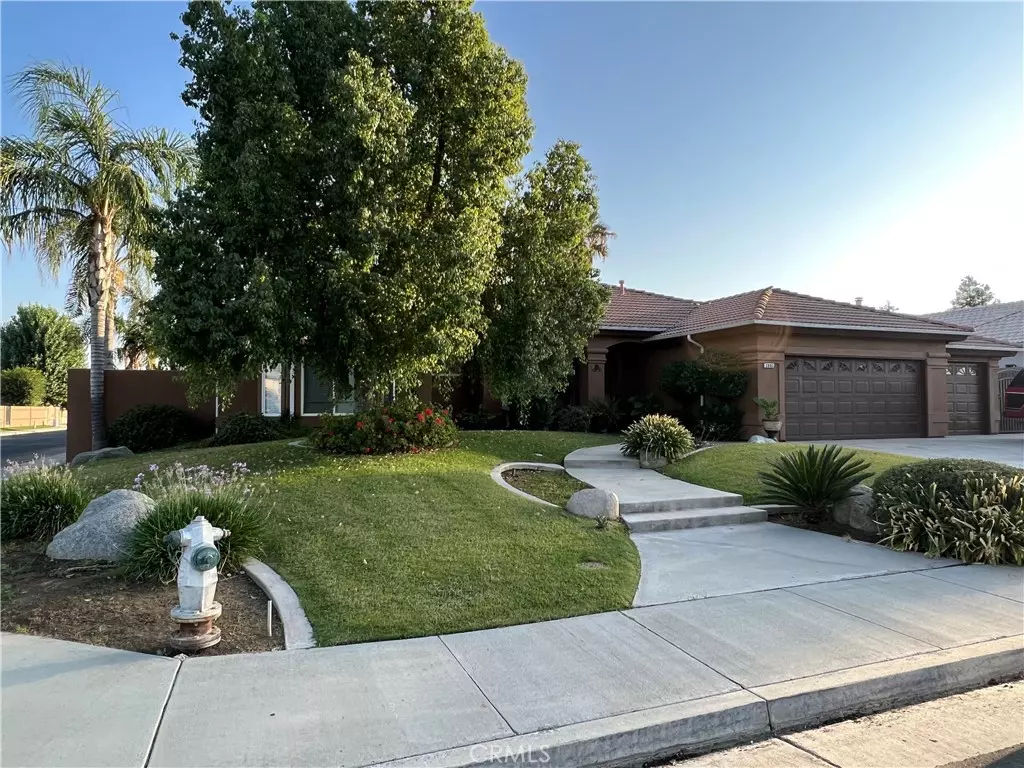 Bakersfield, CA 93313,3903 Onslow CT