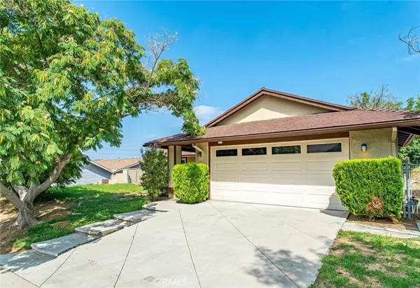 Saugus, CA 91350,22641 Barcotta DR