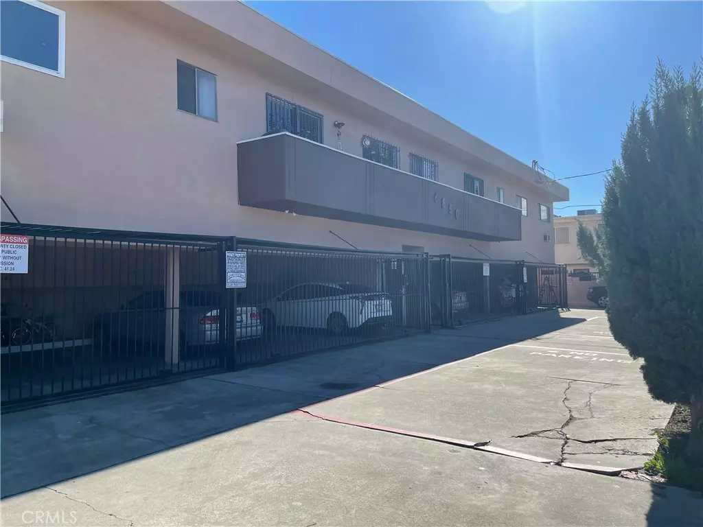 North Hollywood, CA 91605,6850 Morella AVE #8