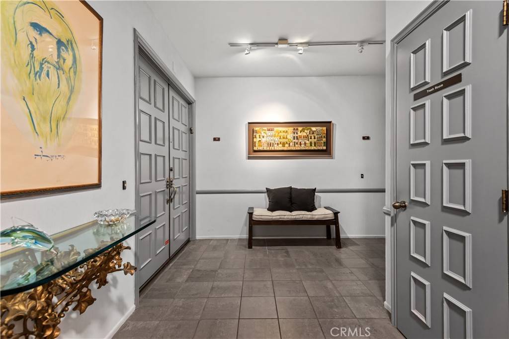Encino, CA 91436,4702 Park Encino LN #126