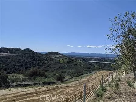 17 COYA TRL, Chatsworth, CA 91311