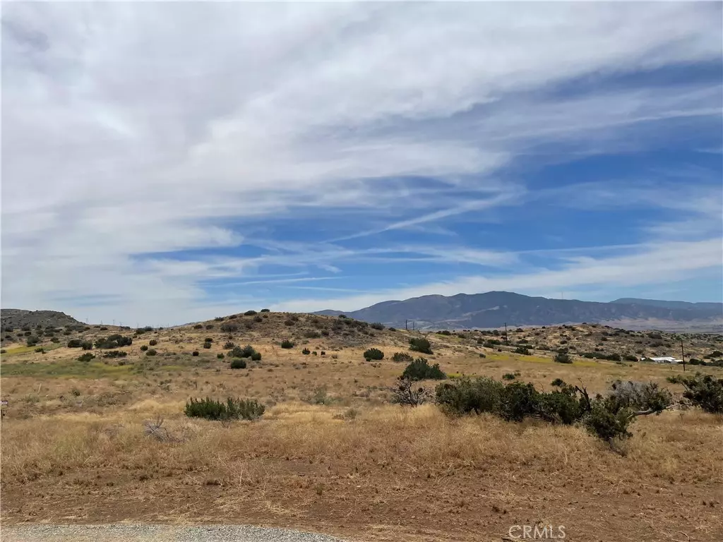 Tehachapi, CA 93561,0 Valley