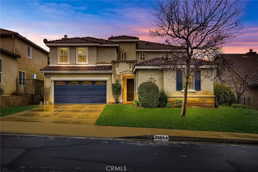 28544 Redwood Canyon PL, Saugus, CA 91390