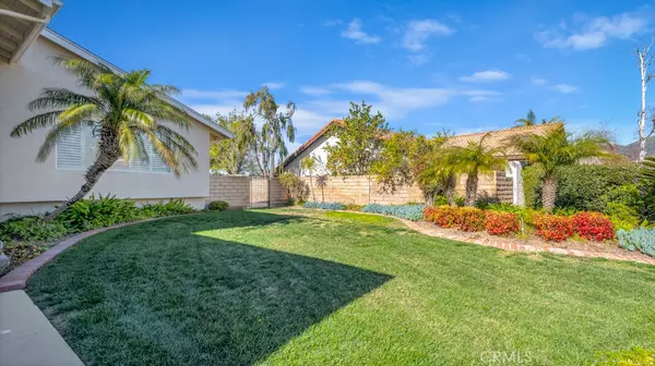 Porter Ranch, CA 91326,19556 Singing Hills DR