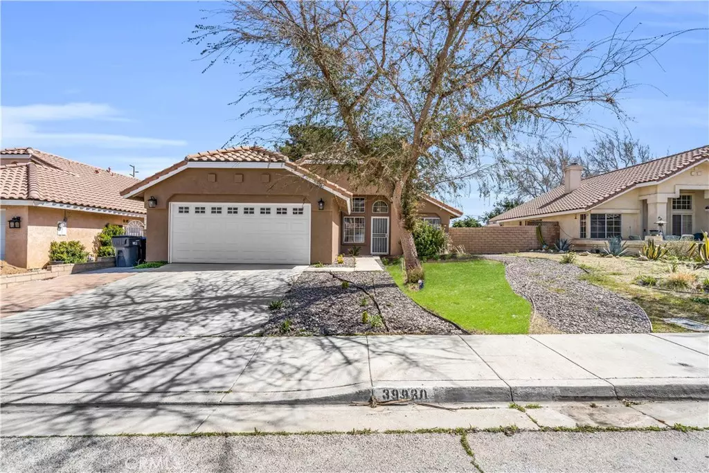 Palmdale, CA 93551,39930 Tesoro LN