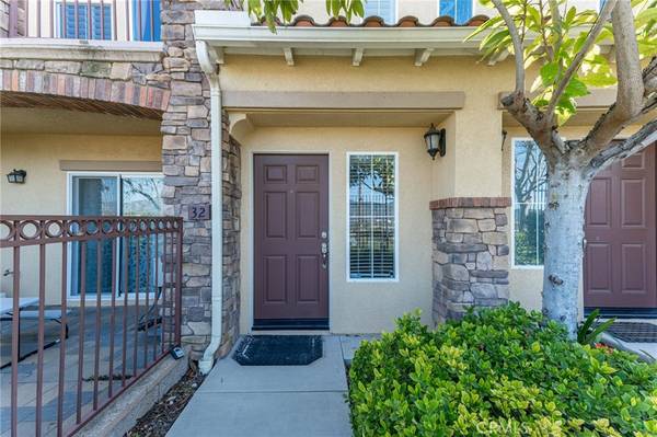 Granada Hills, CA 91344,15617 Odyssey DR #32