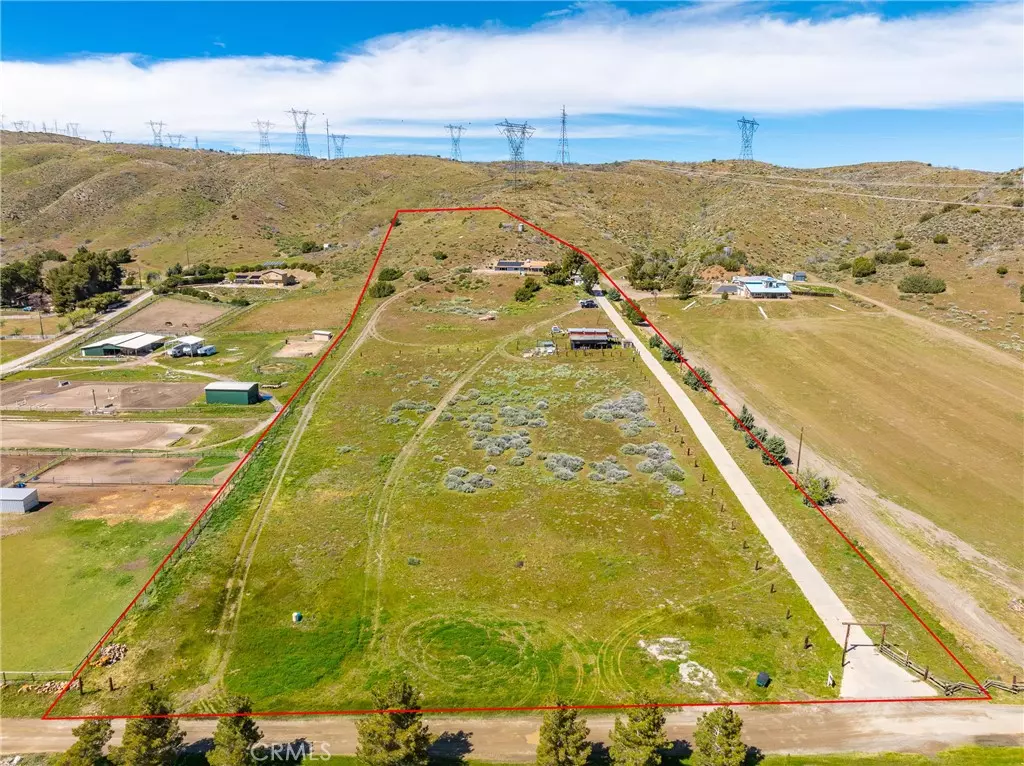 Leona Valley, CA 93551,5605 Elizabeth Lake RD