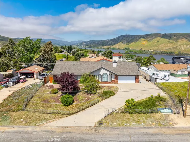 42835 Bluehills DR, Lake Hughes, CA 93532