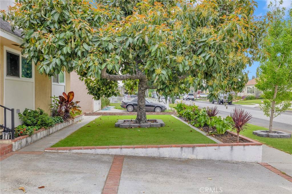 Lakewood, CA 90712,5612 Lorelei AVE