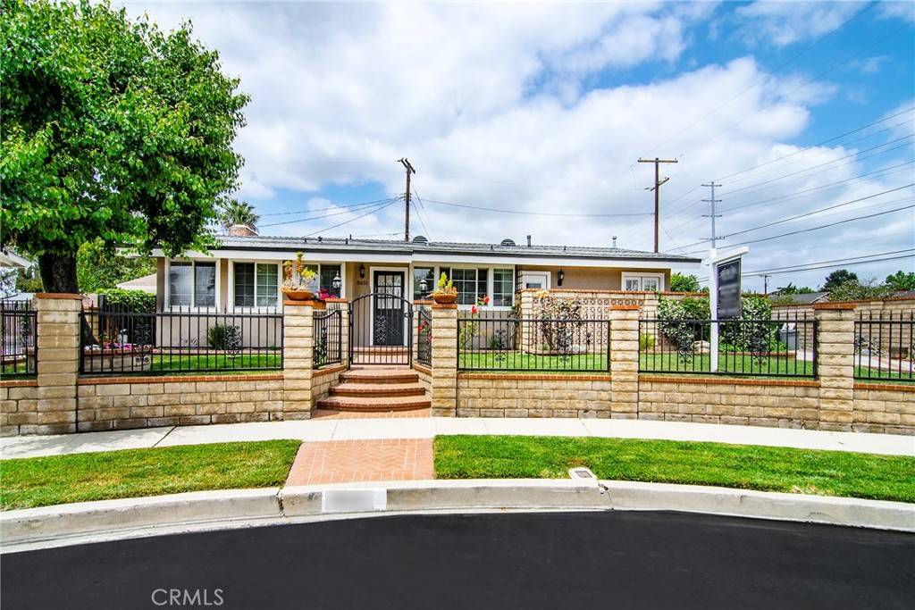 8651 Casaba AVE, Winnetka, CA 91306