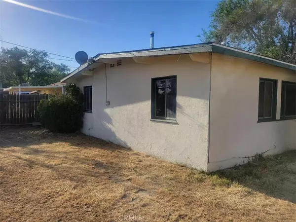 Lancaster, CA 93534,737 W Avenue H13