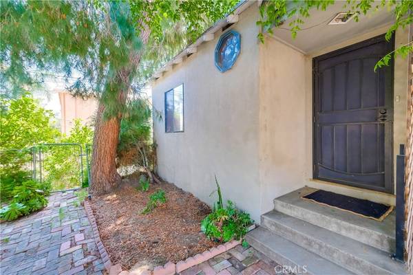 Tujunga, CA 91042,10215 Fernglen AVE