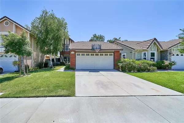 26720 Pamela DR,  Canyon Country,  CA 91351