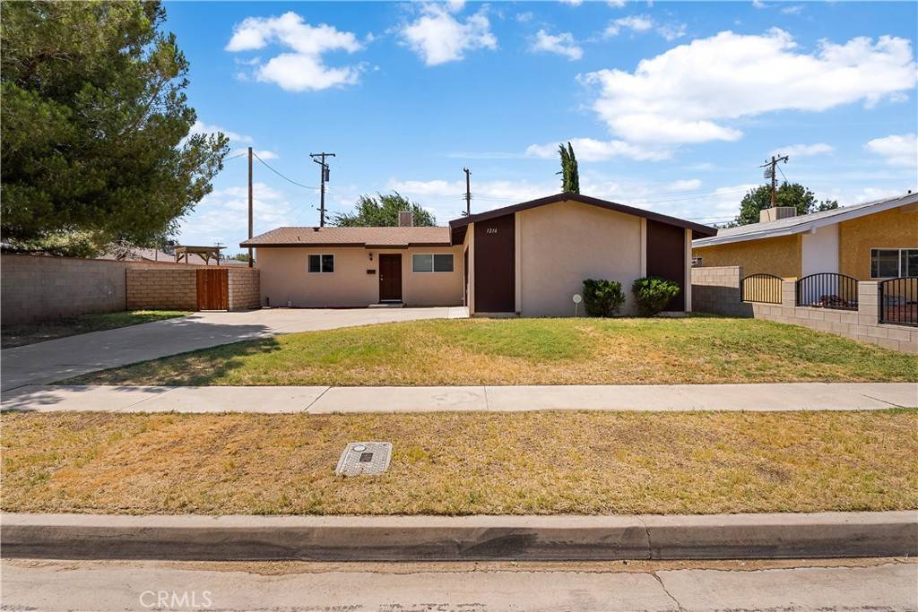 Lancaster, CA 93534,1216 W Avenue J12