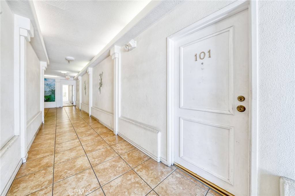 Granada Hills, CA 91344,16940 Chatsworth ST #101
