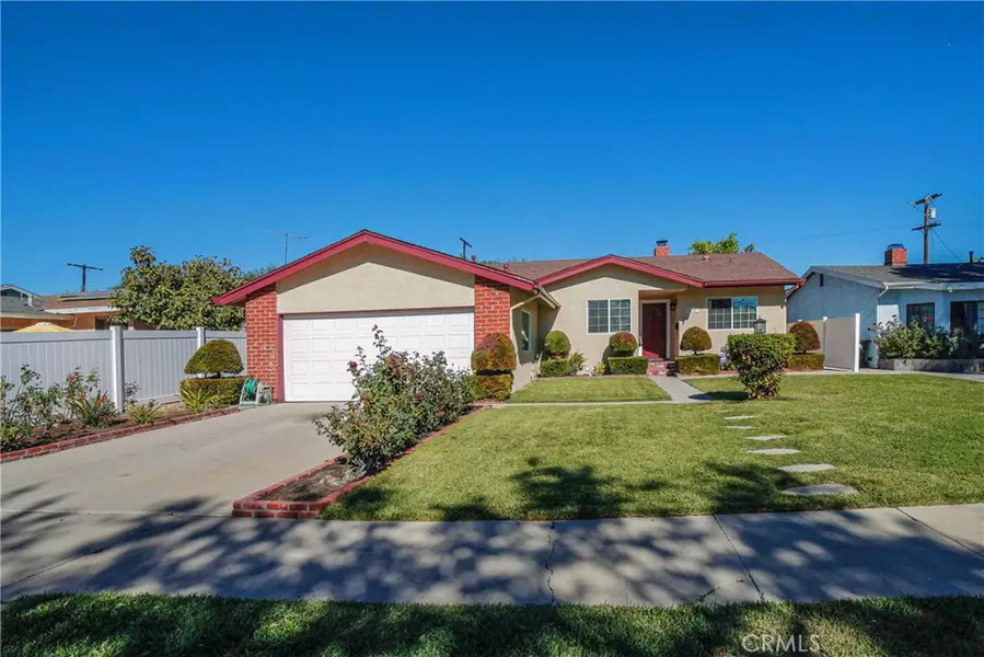 20347 Haynes ST, Winnetka, CA 91306