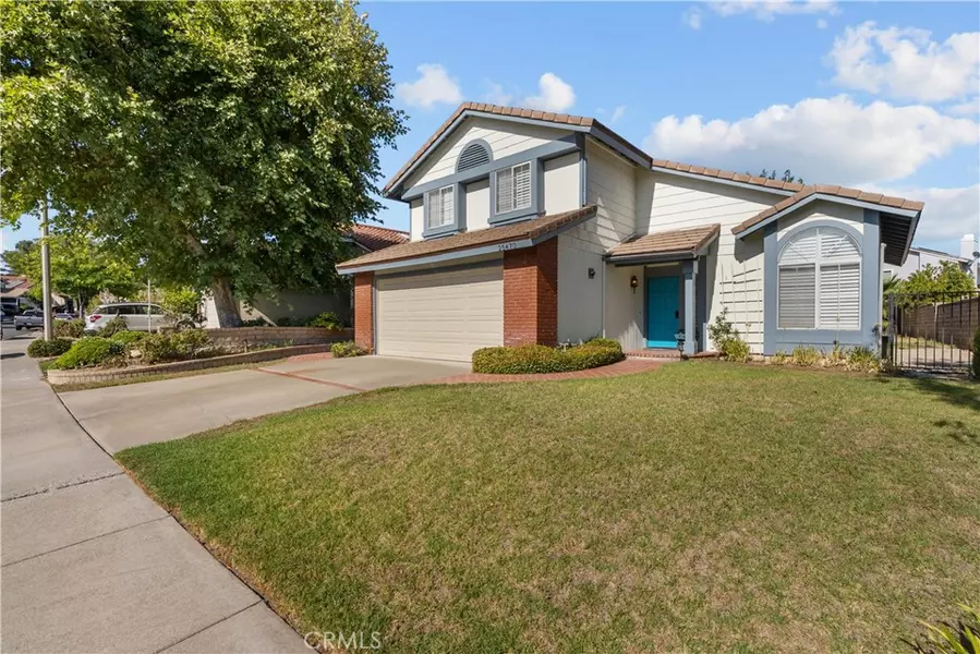 25470 Sheffield LN, Saugus, CA 91350